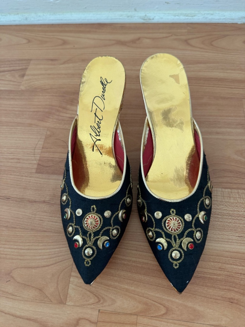 Vintage Embellished Black Pointed Mule - Gold Lined size 5